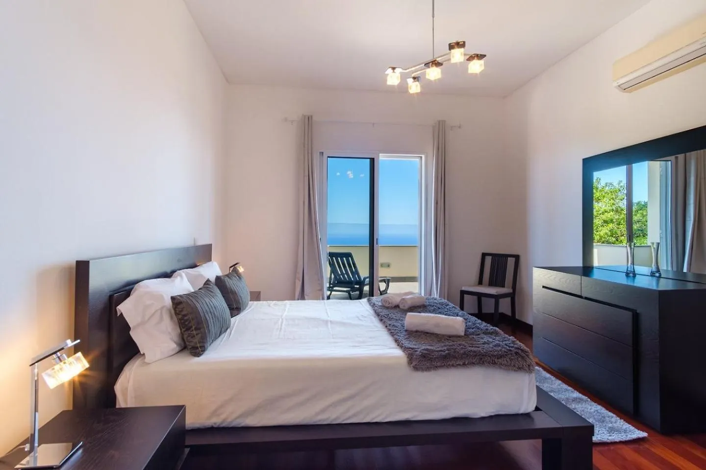 Guestready - Spacious Stay With Sea Views Caniço Apartament