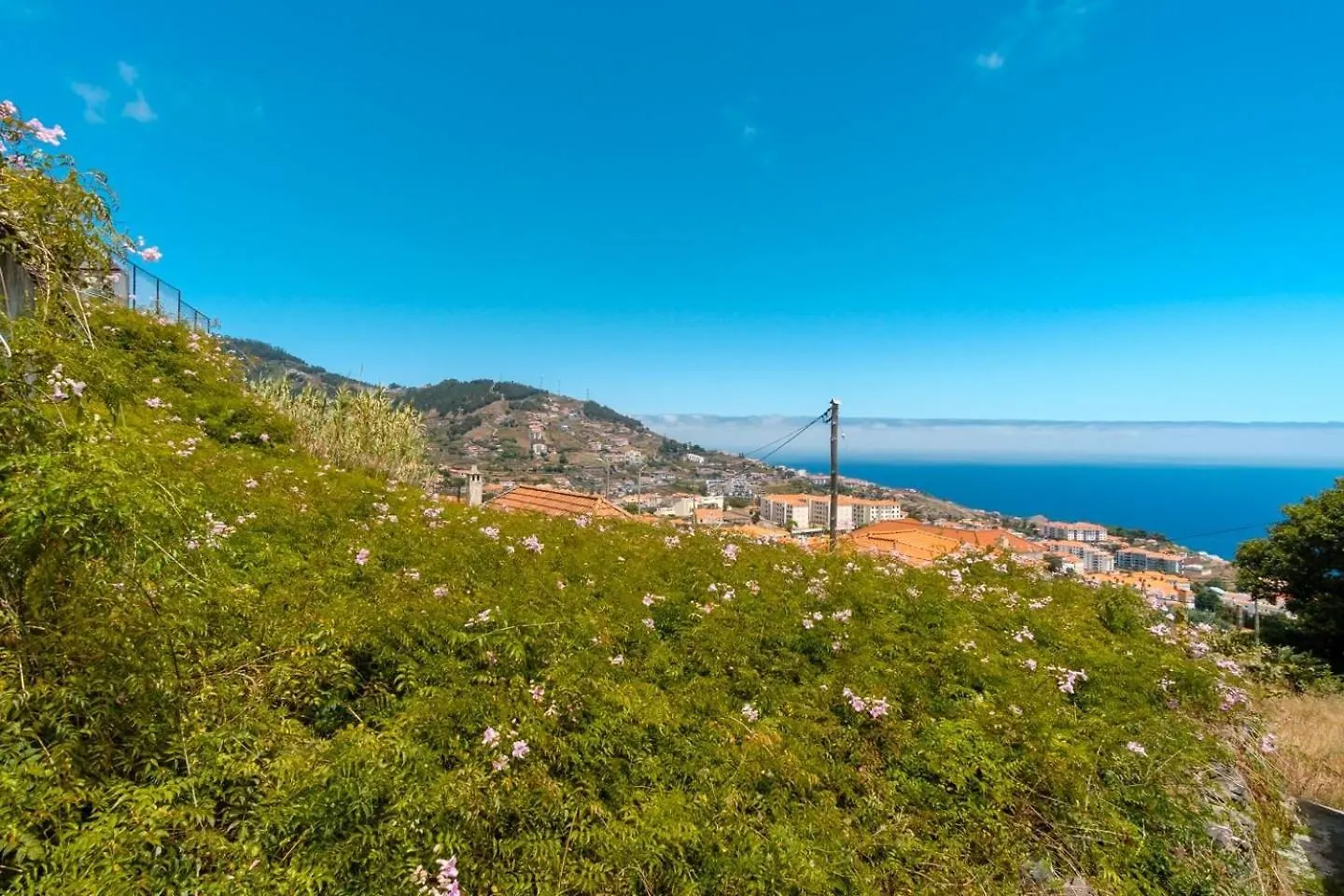 Guestready - Spacious Stay With Sea Views Caniço Apartament